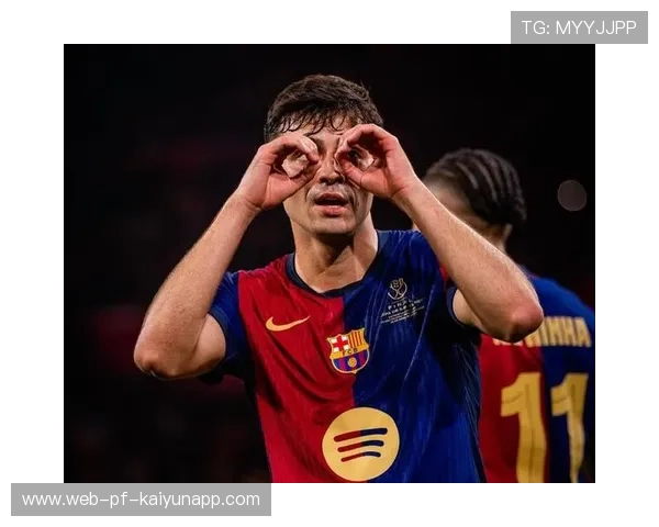 巴萨中路穿插配合流畅，佩德里抢点再下一城